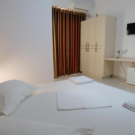 Saranda Inn Rooms & Apartments 외부 사진