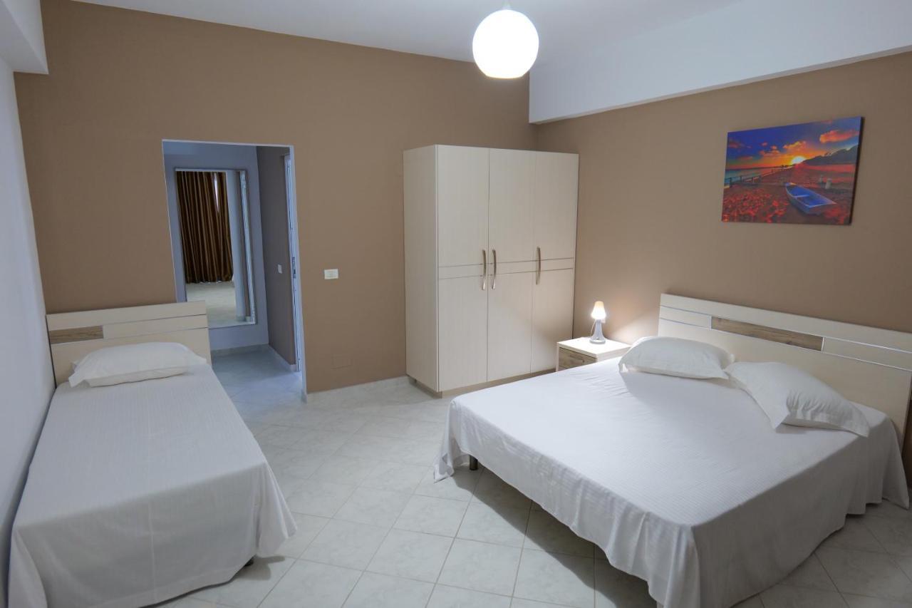 Saranda Inn Rooms & Apartments 외부 사진